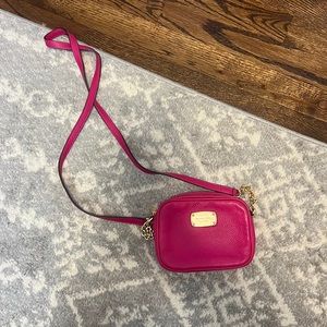 MICHAEL KORS PINK HAMILTON CROSSBODY BAG